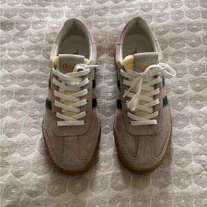 Gola Beige Suede Sneakers with Green Stripes and Pink Heel